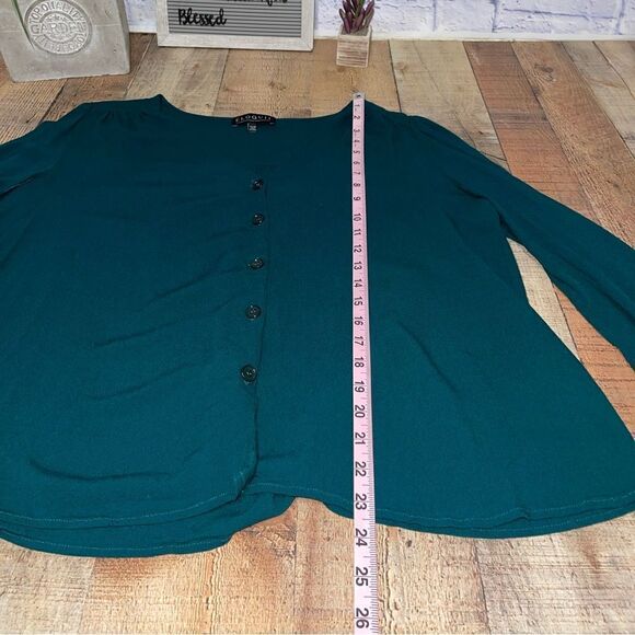Eloquii green blouse button front‎ - Picture 8 of 11